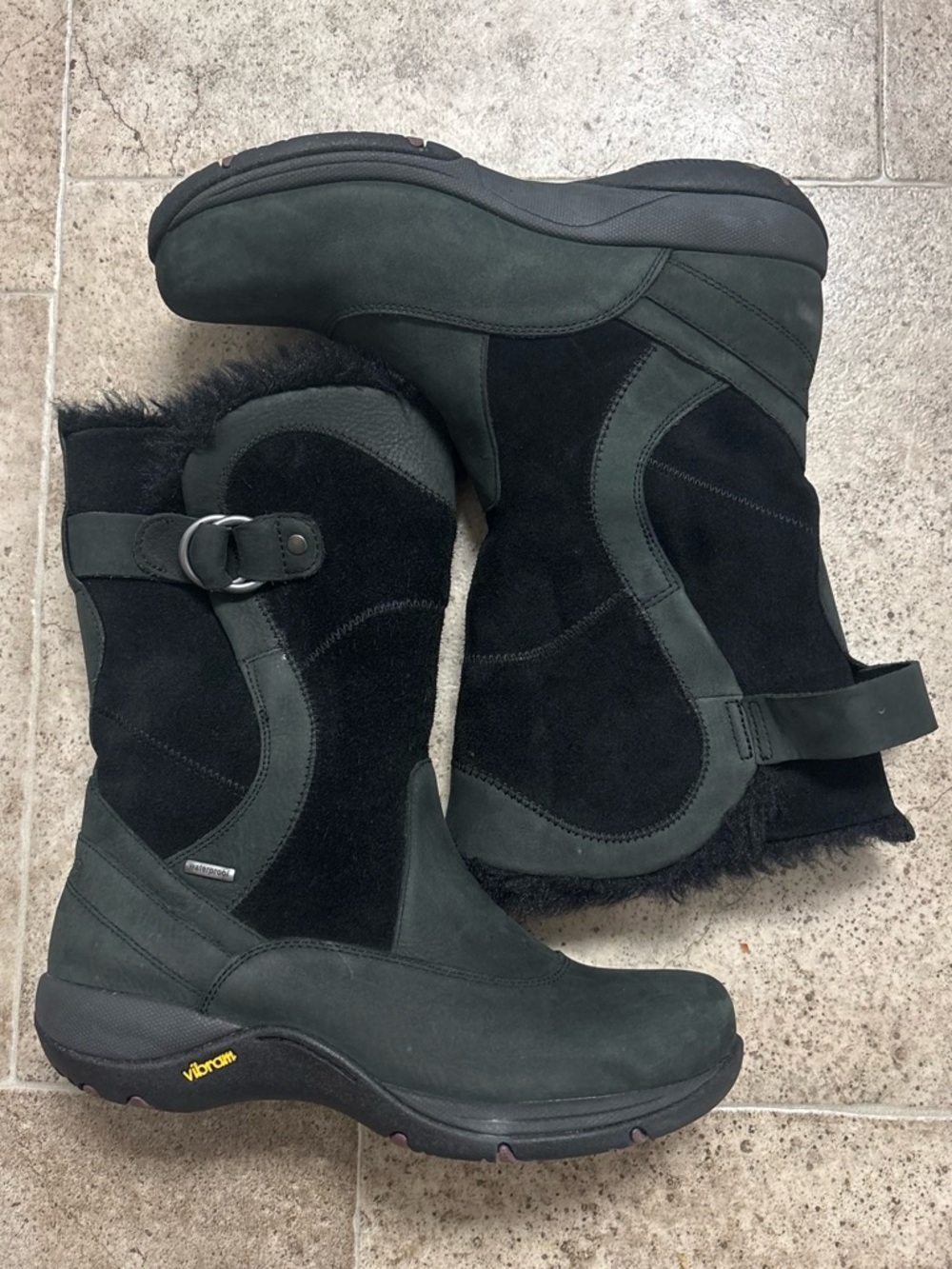 Dansko Black and Dark Green Suede Winter Boots with Fur Trim